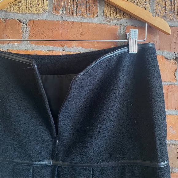 Comptoir Des Cotonniers Wool Pleated Drop-Waist Tulip Style Mini Skirt - Picture 5 of 7